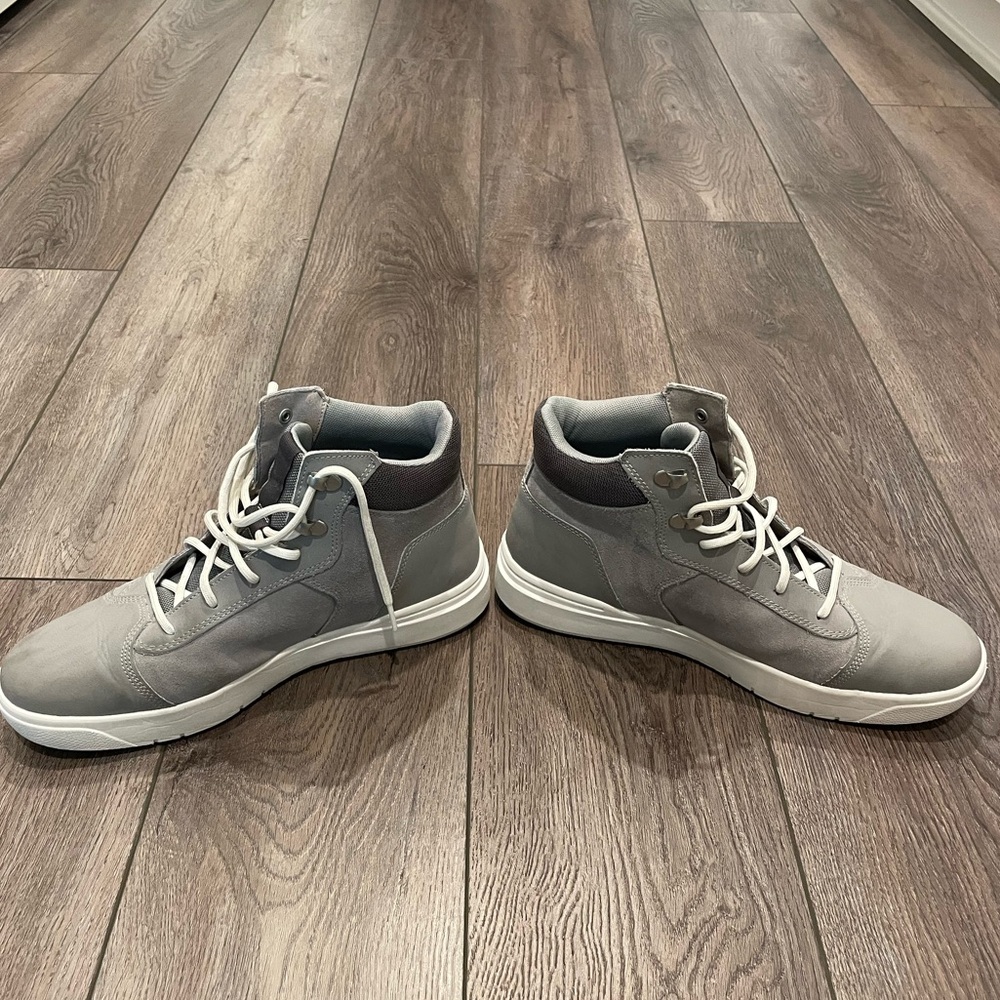 Timberland Men's Light Gray High-Top Sneakers - Picture 6 of 6